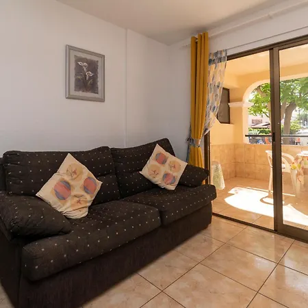 Cosy Communal Heated Pool Apartamento Los Cristianos (Tenerife)