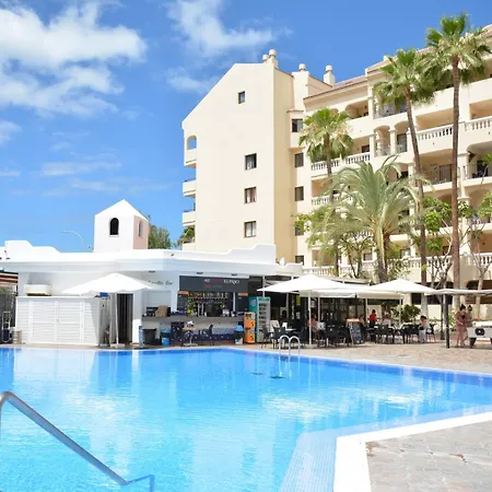 Cosy Communal Heated Pool Los Cristianos (Tenerife)