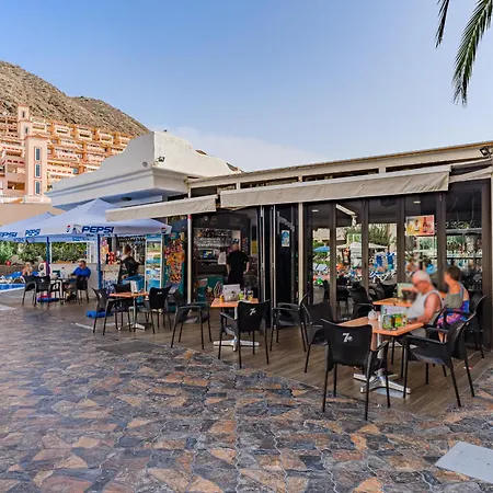 Cosy Communal Heated Pool * Los Cristianos (Tenerife)