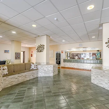 Cosy Communal Heated Pool Apartamento *