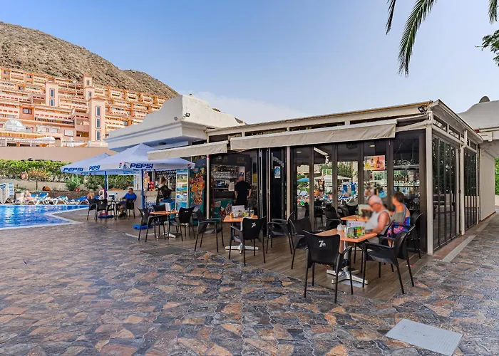 Cosy Communal Heated Pool * Los Cristianos (Tenerife)